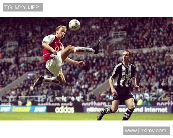 2月8日生日的足球明星是谁 他在球场上的成就与传奇人生揭秘