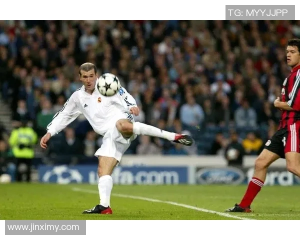 7080后足球球星的辉煌岁月与传奇故事揭秘