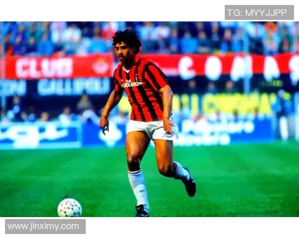 世界十大女足球星盘点 揭秘足坛传奇女性的风采与成就 世界十大女足球星盘点 揭秘足坛传奇女性的风采与成就