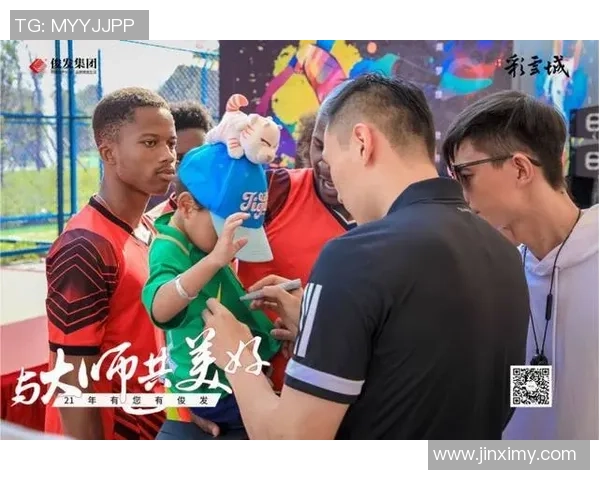 中国足球明星齐送生日祝福 点燃球迷热情献上最真挚的祝福